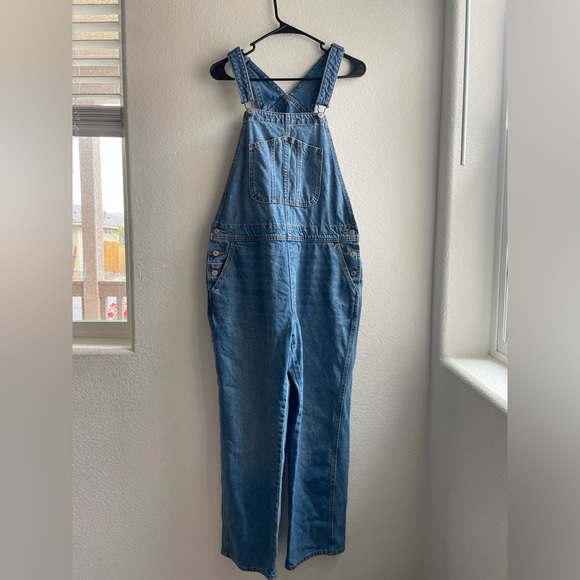 Old Navy Overalls - Picture 1 of 6